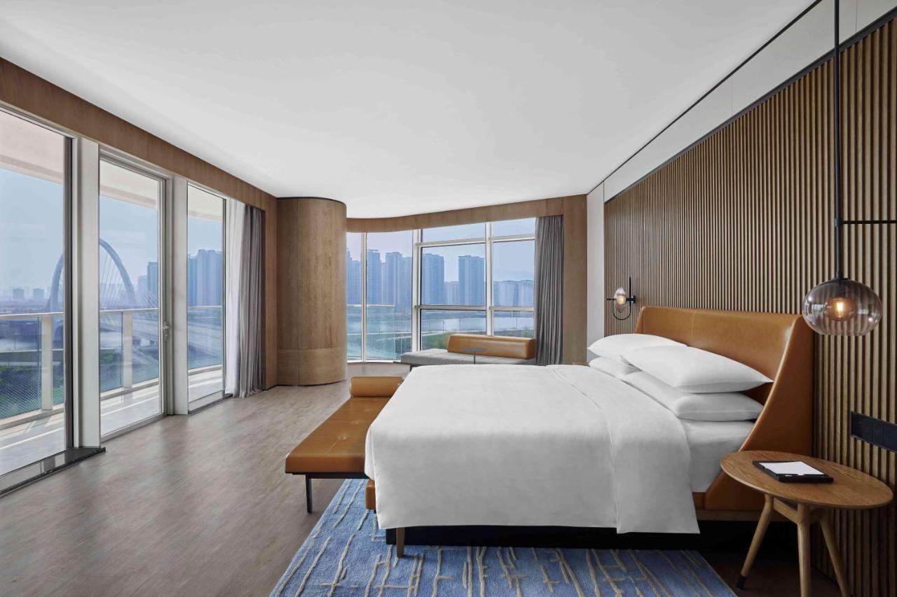 Sheraton Zhaoqing Dinghu Екстериор снимка